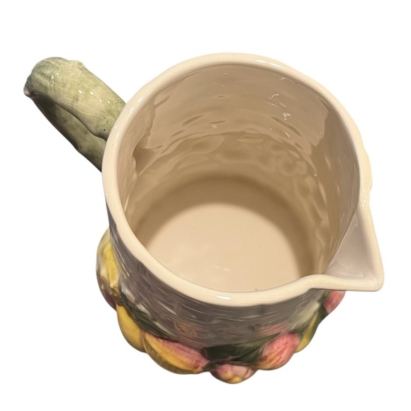 Vintage Italian Majolica Basketweave Pitcher Dimensional Fruit Signed - Picture 8 of 9